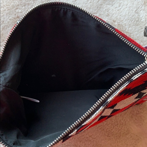 Express Aztec Clutch - Picture 3 of 4